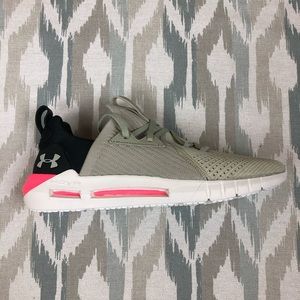 Under Armour HOVR SLK Mens Athletic Shoes Sneakers